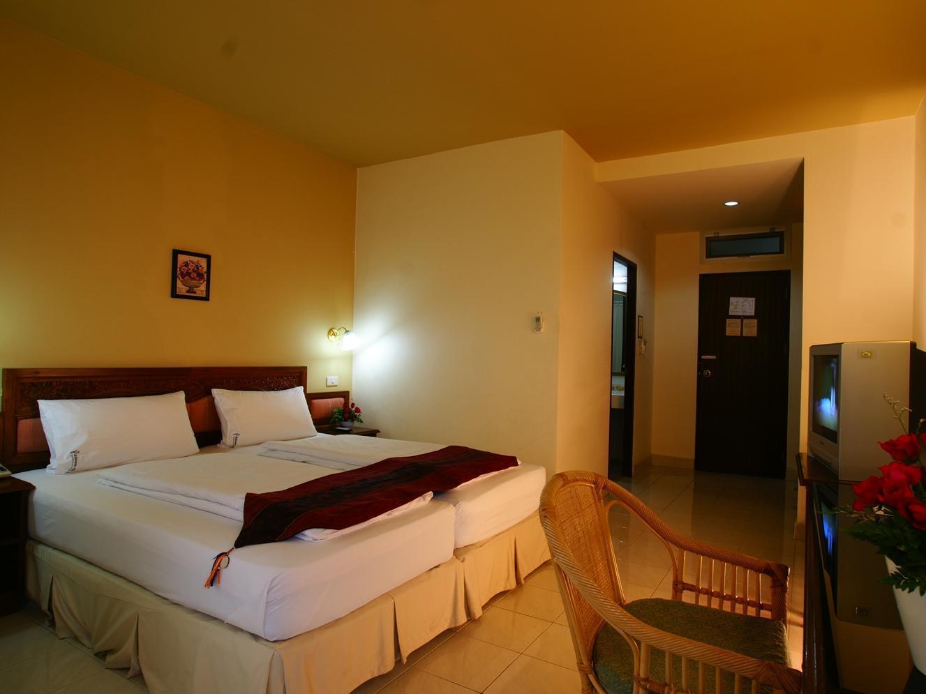 People Place Classic Hotel Sha Extra Plus 清邁 外观 照片